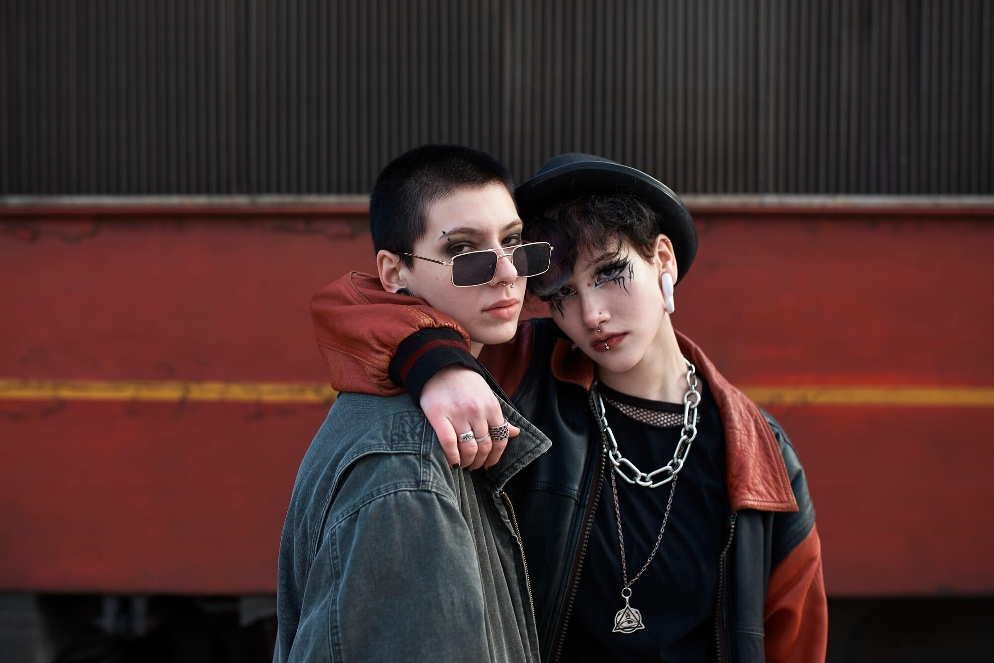 women-by-locomotive