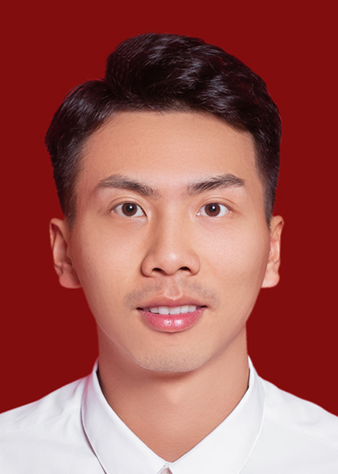 王强,首席技术总监